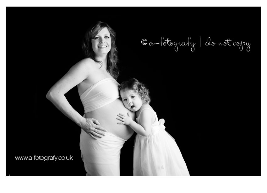 Edinburgh Maternity Photography Studio Serving Mums To Be