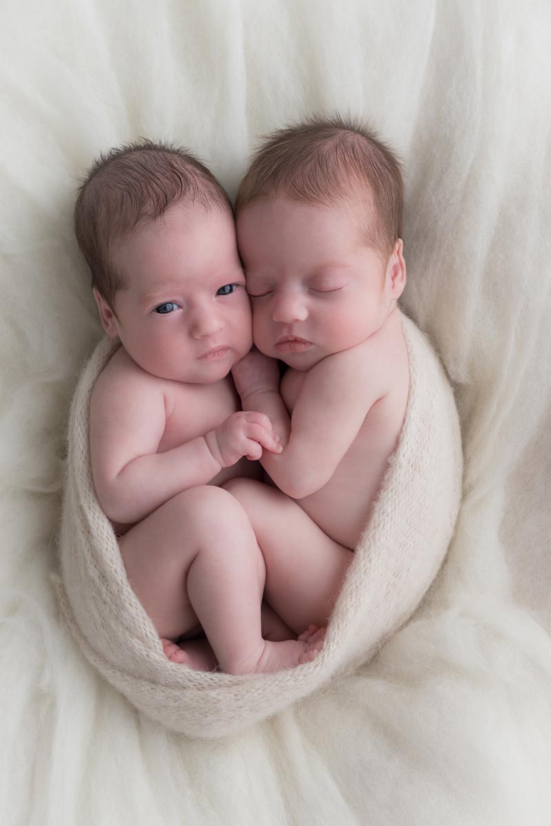 Twin Baby Photos | Noah and Emily